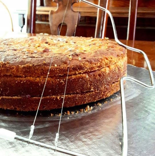 NÓŻ STRUNOWY do Cięcia Krojenia Biszkoptu Ciasta Tortu 33cm 2 Struny tort