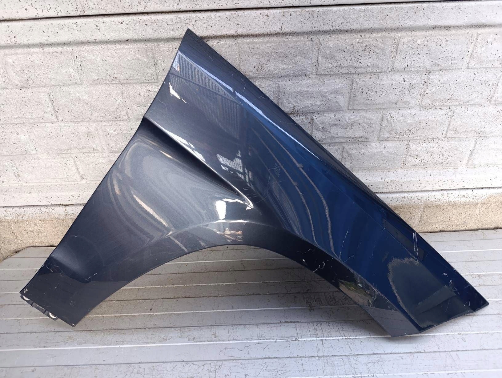 MERCEDES CLS W 218 W218 Kotflügel Vorne Rechts Beifahrerseite Fender Original OE