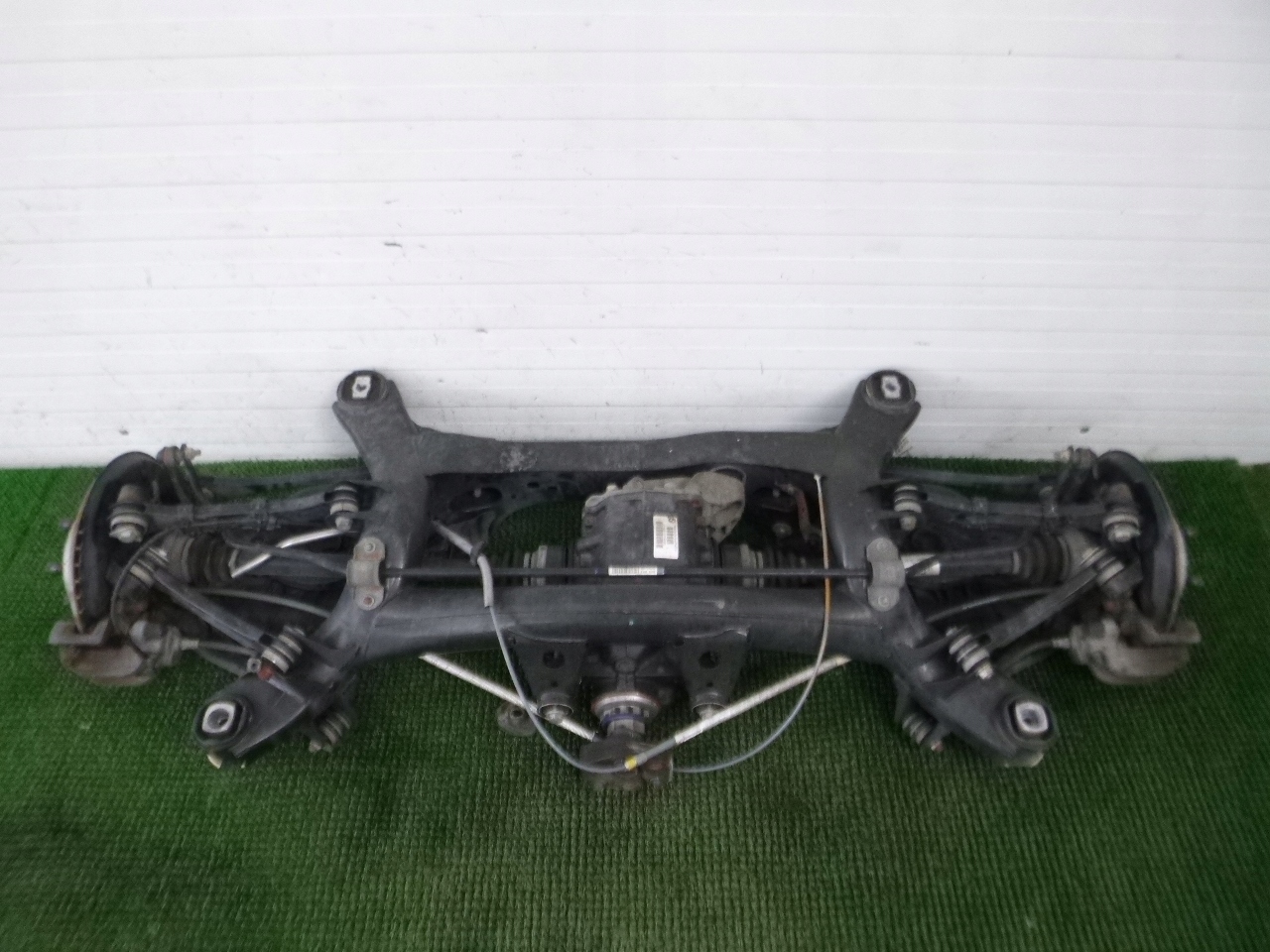 BMW F22 228i Hinterer Achsschenkel OE TEIL Original Gebraucht