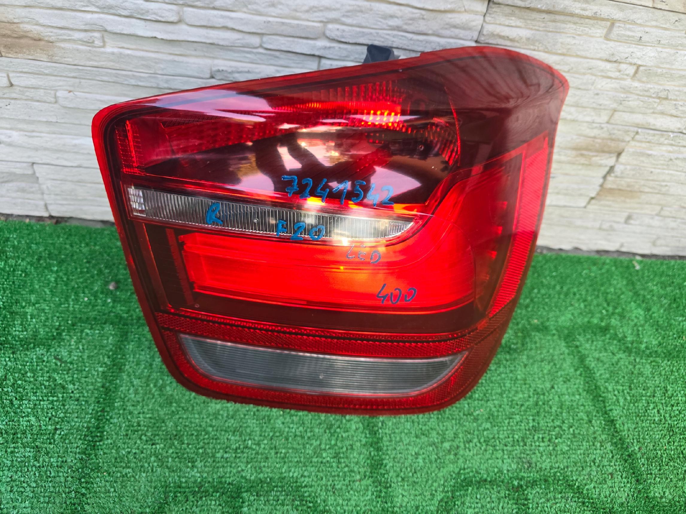 BMW 1 F20 F21 Heckleuchte Rückleuchte Rechts 7241542 LHD OE Original Teil