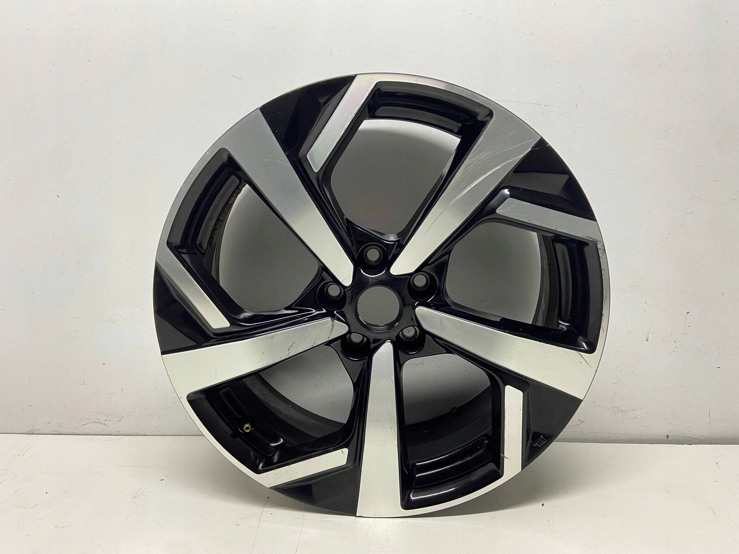 NISSAN QASHQAI 7X19 ET40 5X114,3 JANTE EN ALUMINIUM N88901 OE Pièce d'origine
