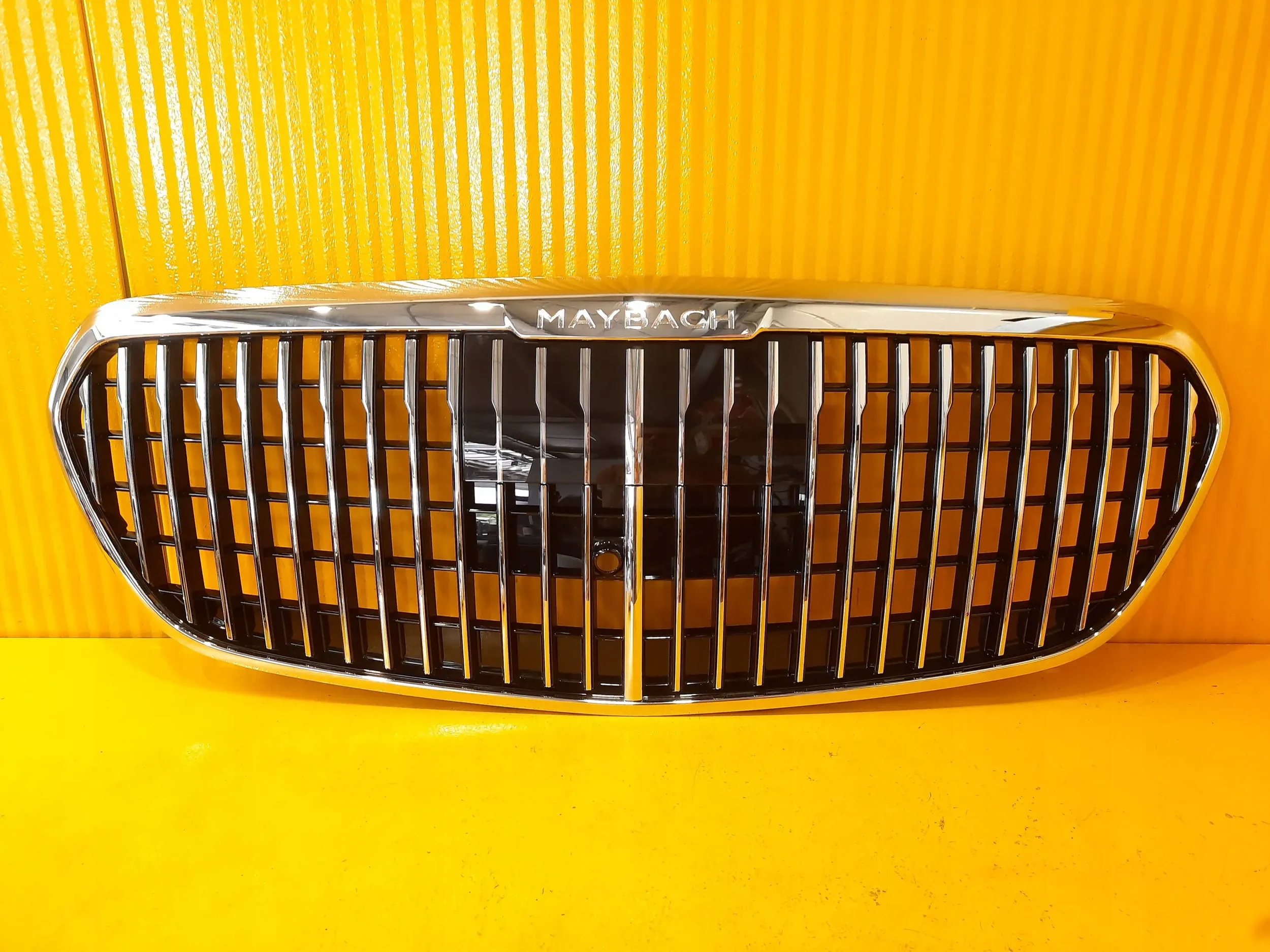 Mercedes-Benz S W223 Maybach Front Bumper Grill Upper Radiator A2238804500 OE