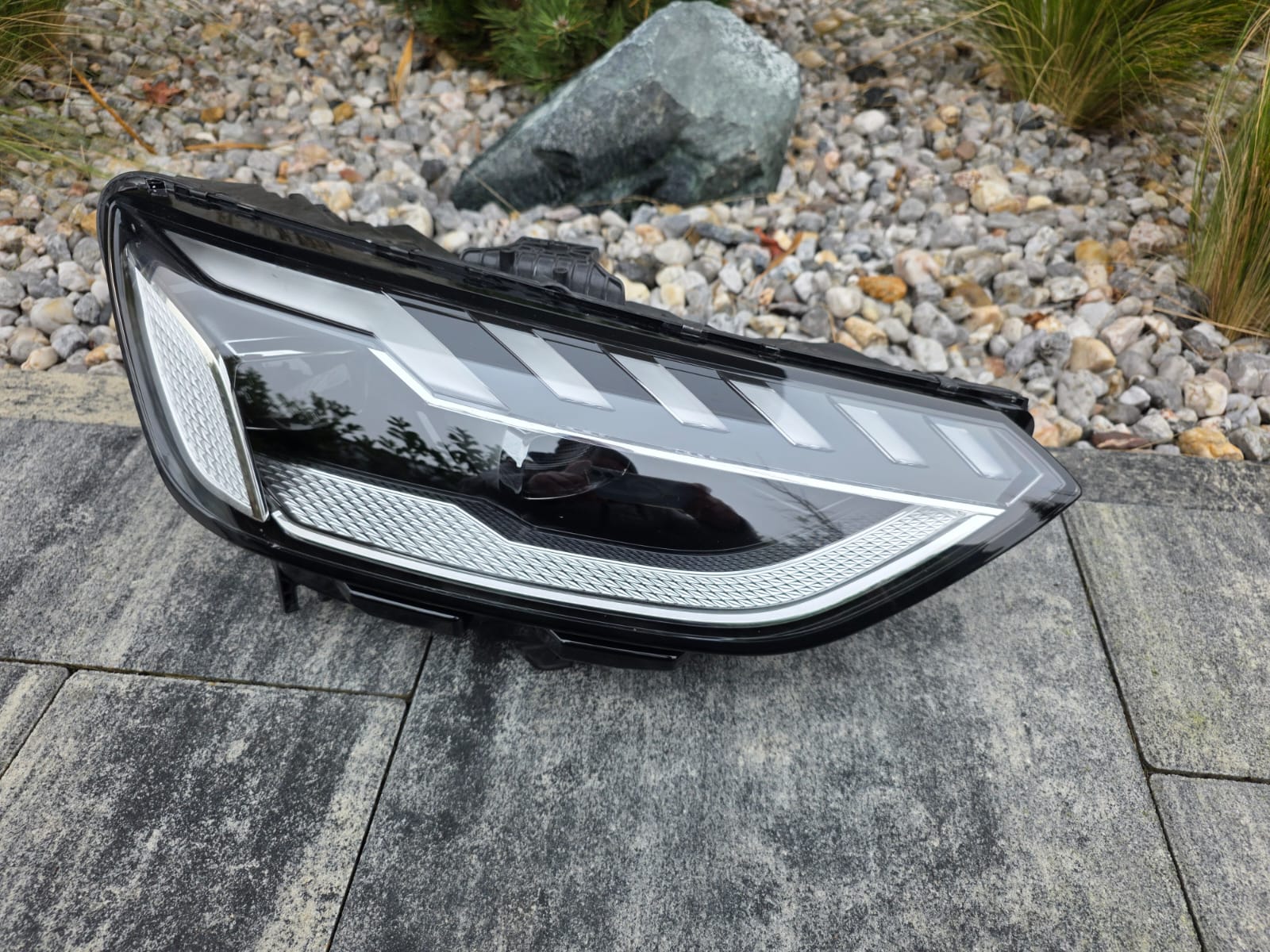 AUDI A4 S4 B9 Original Phare Avant Droit Full Led Matrix 8W0941036E