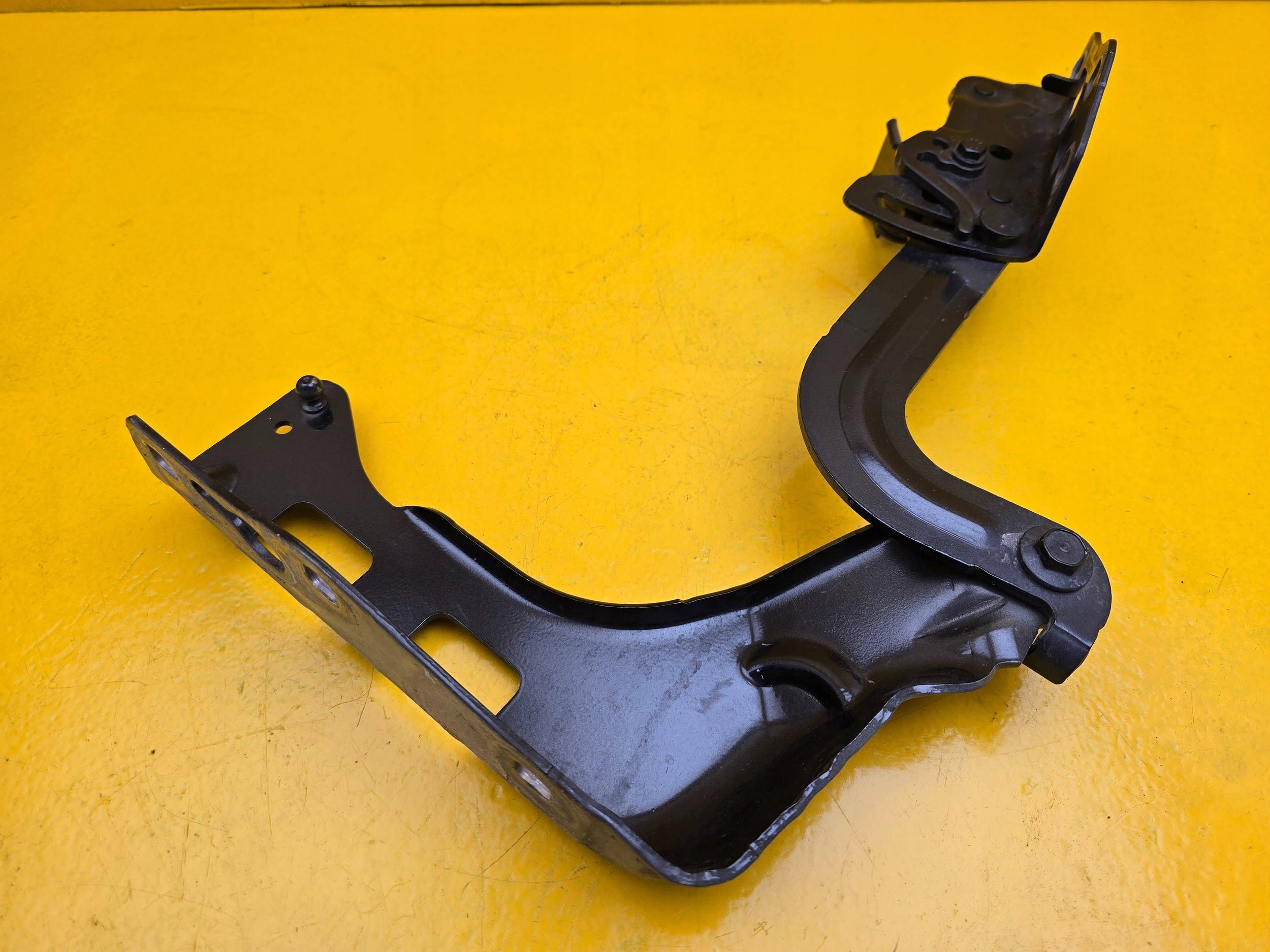 Mercedes-Benz EQC W293 N293 Haubenscharnier Rechts 831 A2538800228 OE Original