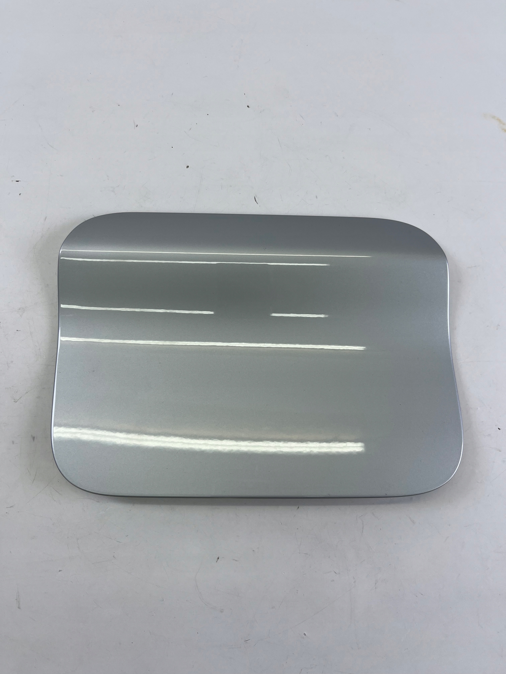 BMW X1 F48 A83/7 GLACIERSILBER Tankklappe OE Original Gebraucht Teil