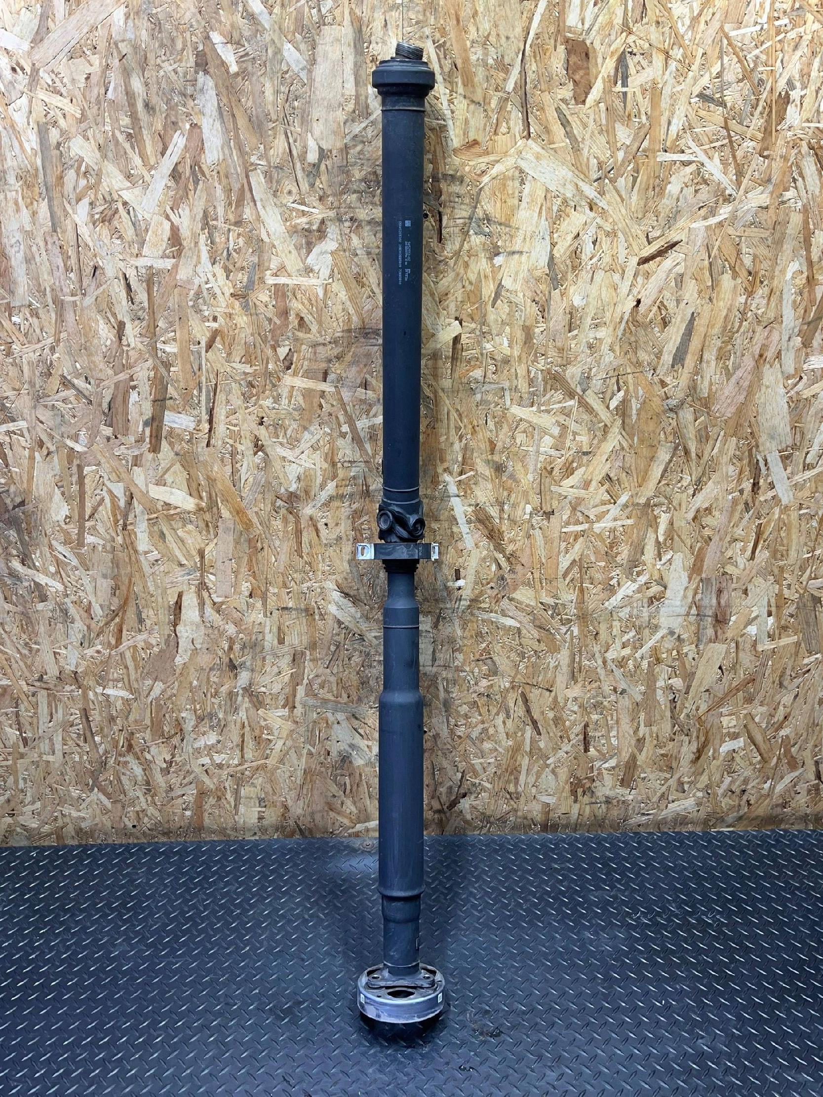 BMW G20 G21 330E RWD 2019 Kardanwelle DRIVE PROPELLER SHAFT B58 9452553 66000 km