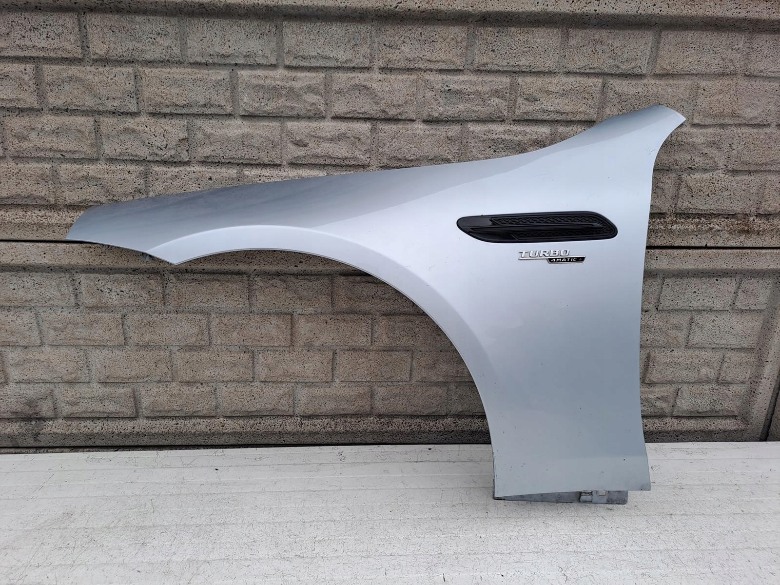 MERCEDES AMG GT 4 DOOR A290 Kotflügel Vorne Links Fahrerseite Original OE 