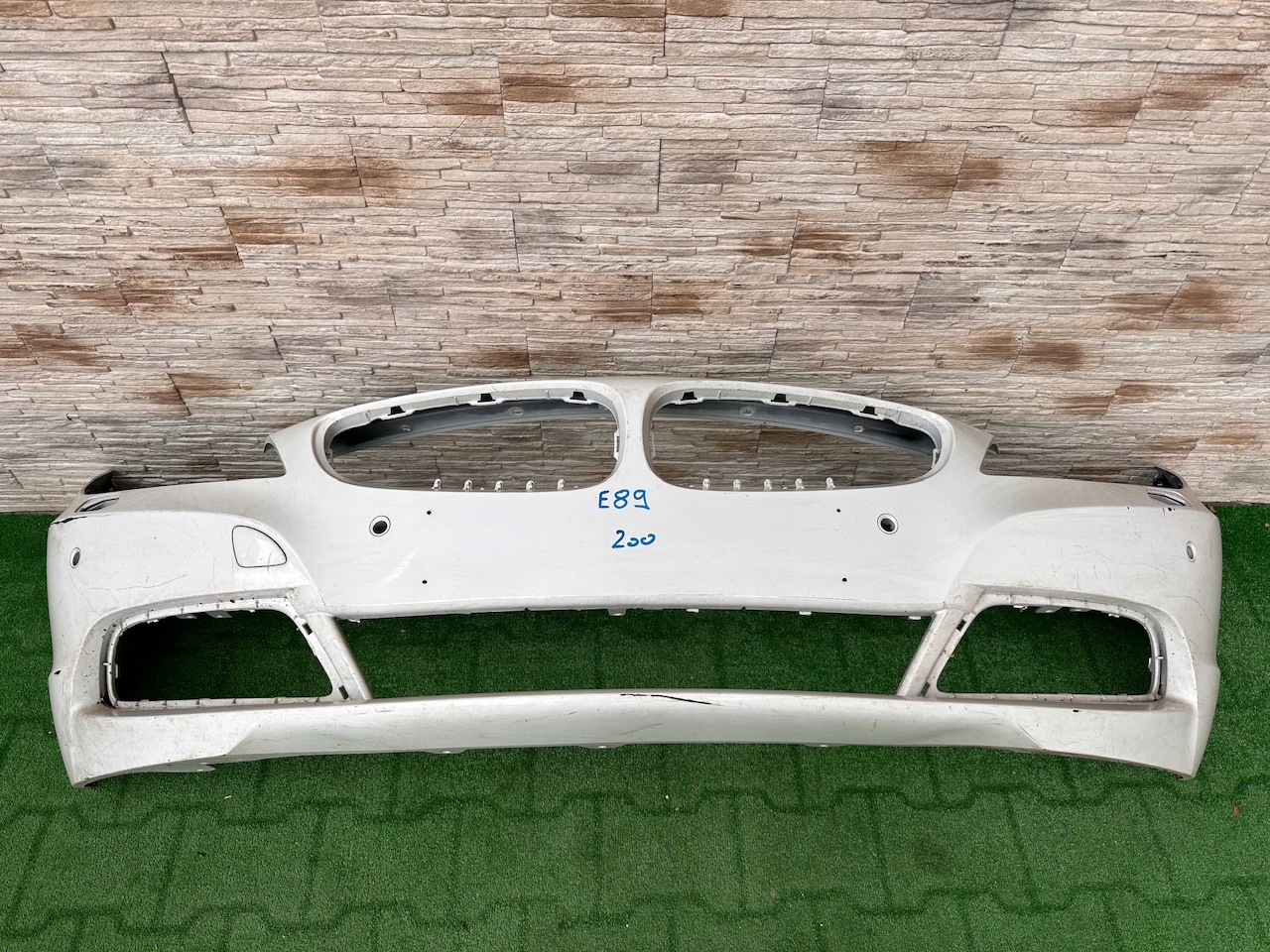 BMW Z4 E89 Vordere Stoßstange Bumper OE Original Teil Gebraucht