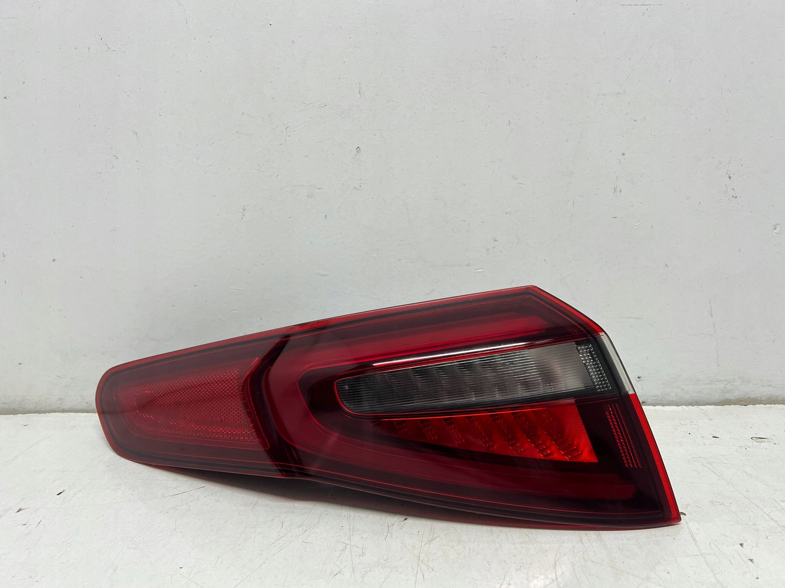 Alfa Romeo Stelvio Heckleuchte Rückleuchte Links 20800999 OE Original Teil