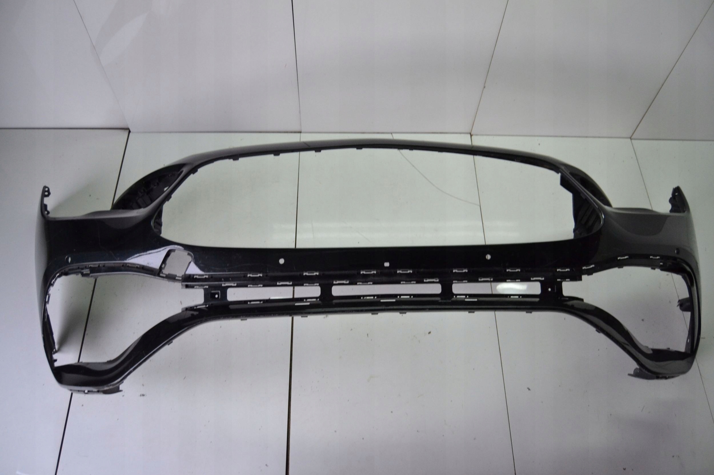 Mercedes-Benz GLA H247 2020 Vordere Stoßstange Frontstoßstange Bumper OE