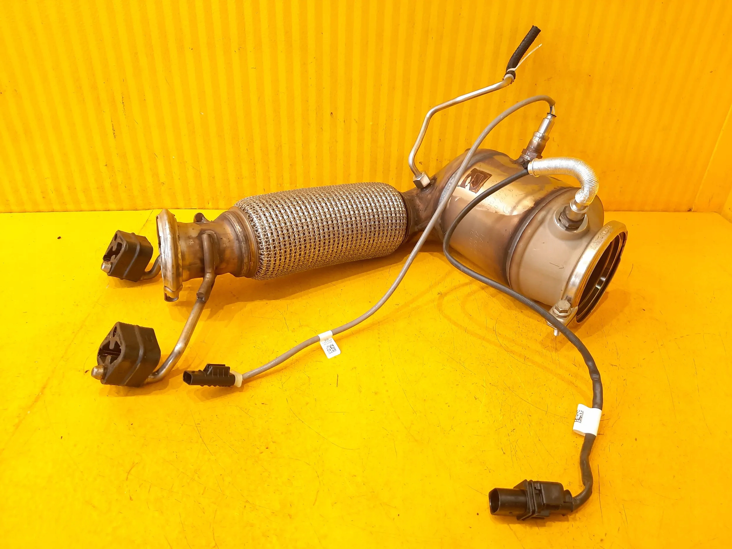 Original BMW 2 F44 1.5B Katalysator 80672524, 9797055 5 km OE Original Teil