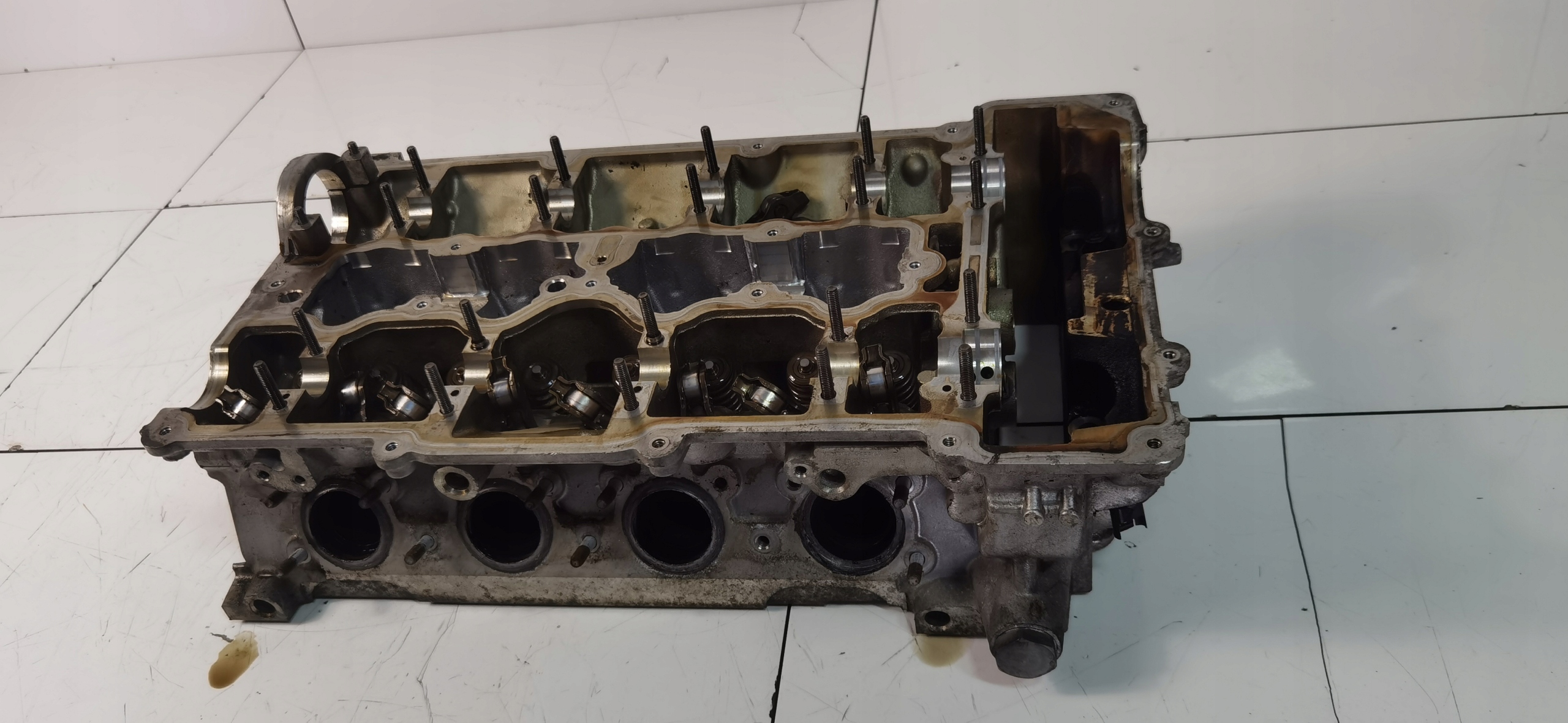 BMW Zylinderkopf CYLINDER HEAD N43 7559168 OE BMW TEIL Gebraucht Original