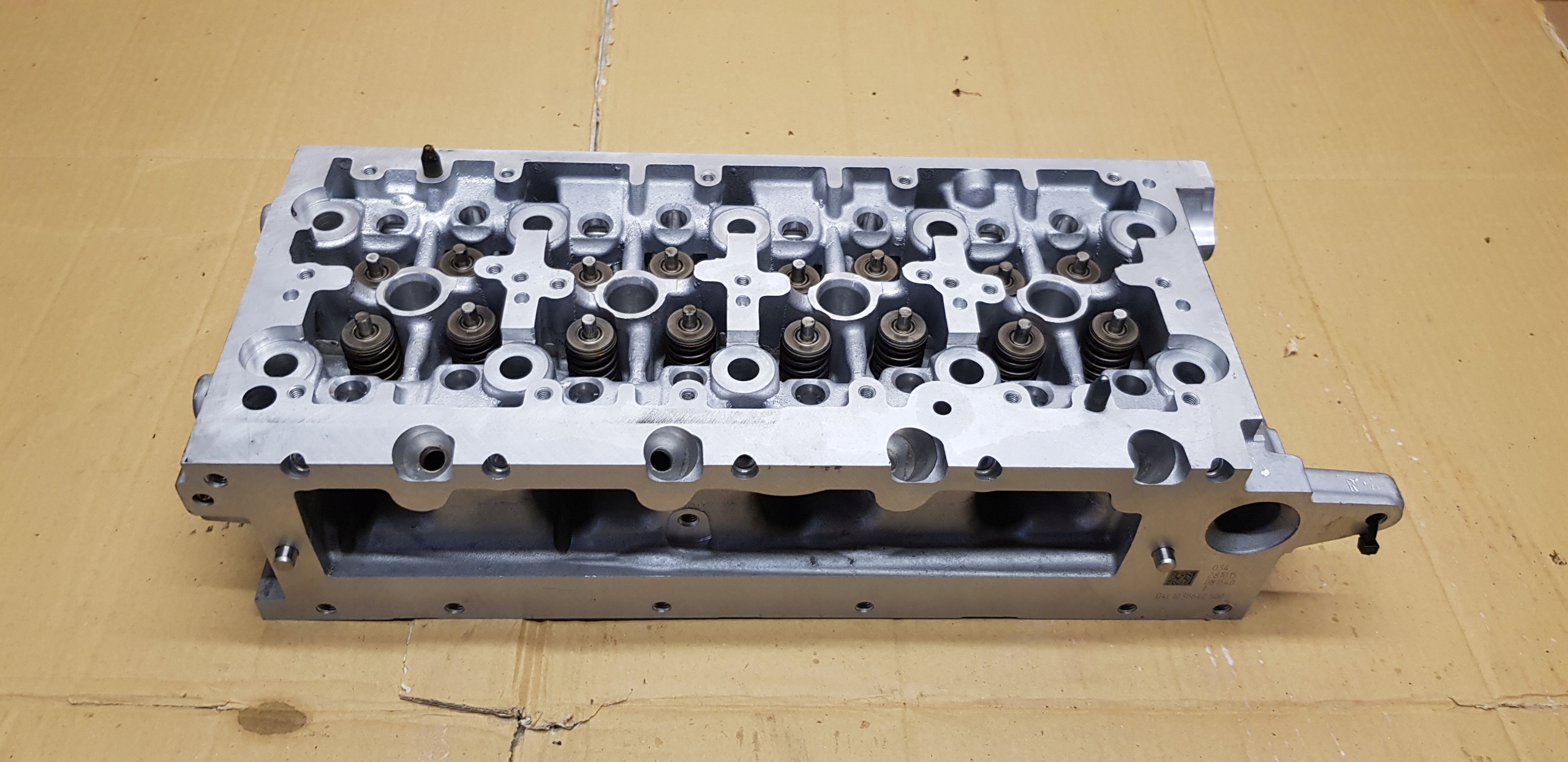 VW AUDI 2.0 Zylinderkopf CYLINDER HEAD 04L103373 Yn2-fRMZED LHD OE Original Teil