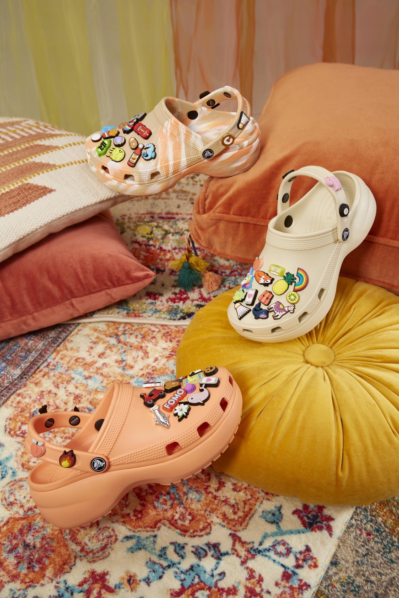 Crocs Damskie Buty Chodaki Klapki Platforma Classic Pearl 211231 Clog 39-40