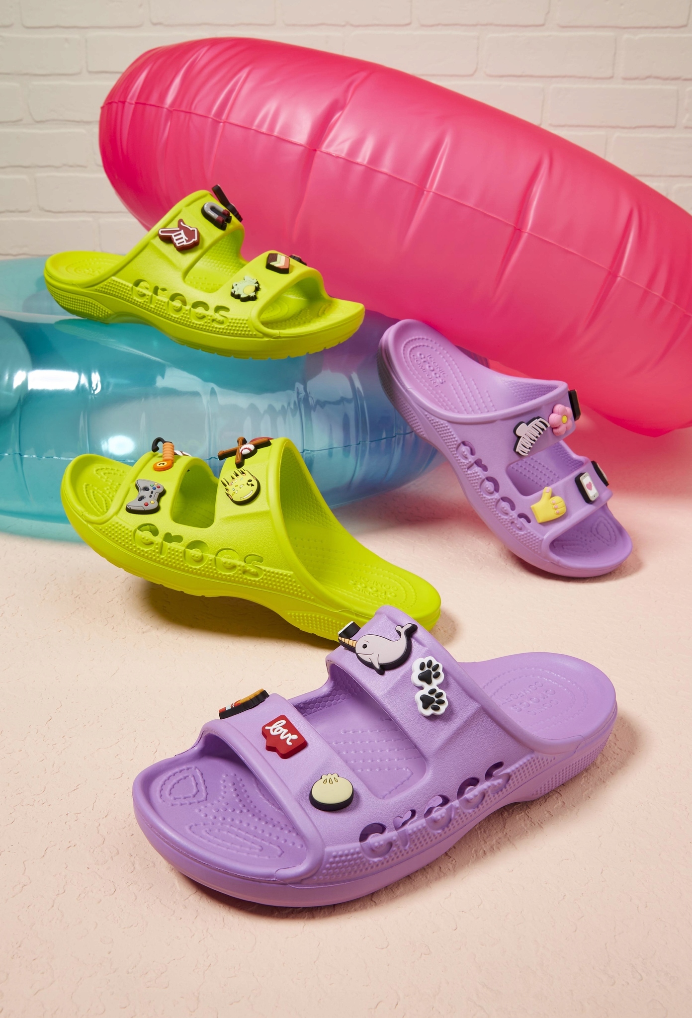 Damskie Lekkie Buty Klapki Crocs Baya 207627 Sandal 37-38