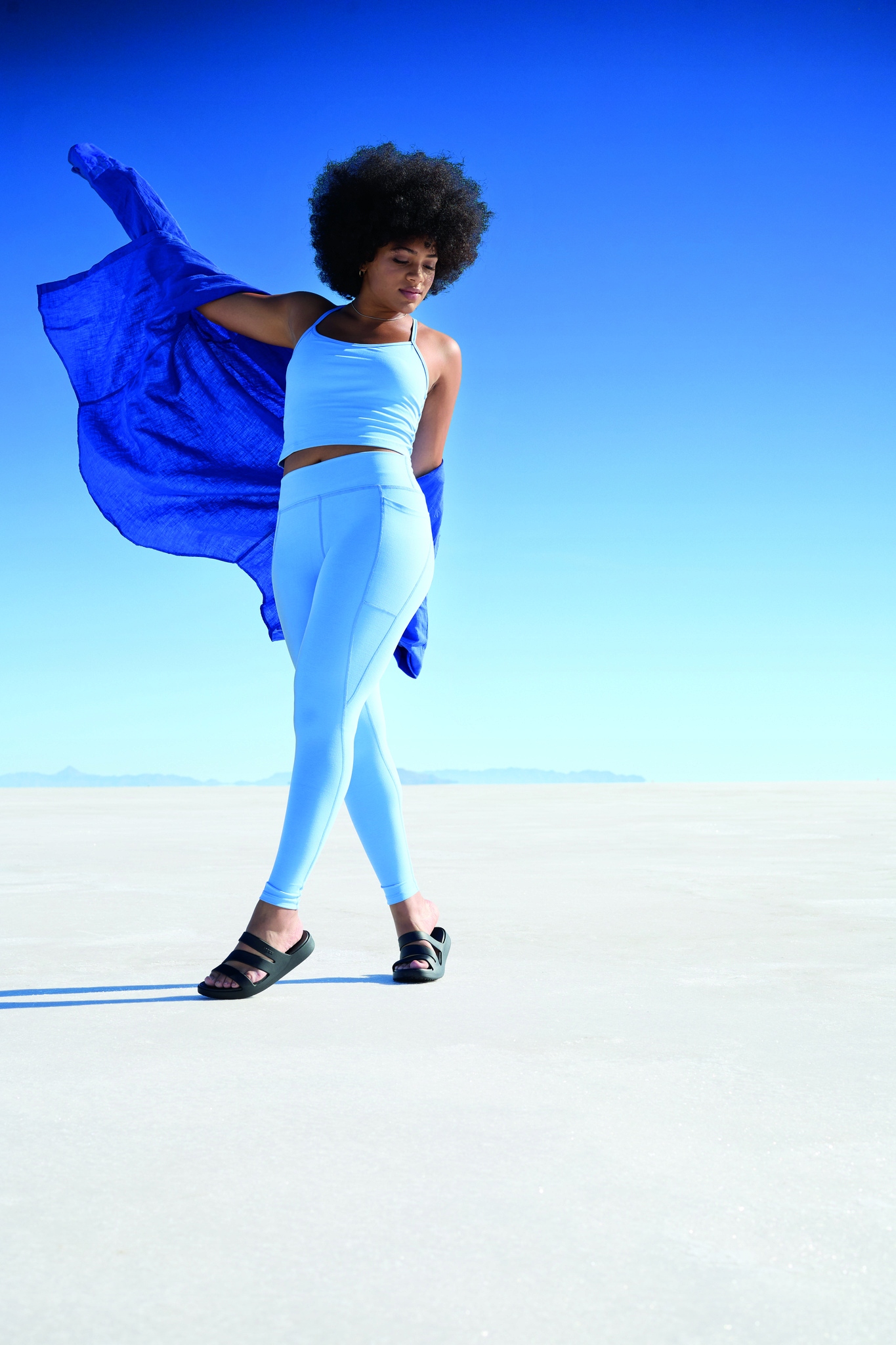 Damskie Lekkie Buty Klapki Crocs Getaway Strappy 209587 Sandal 41-42