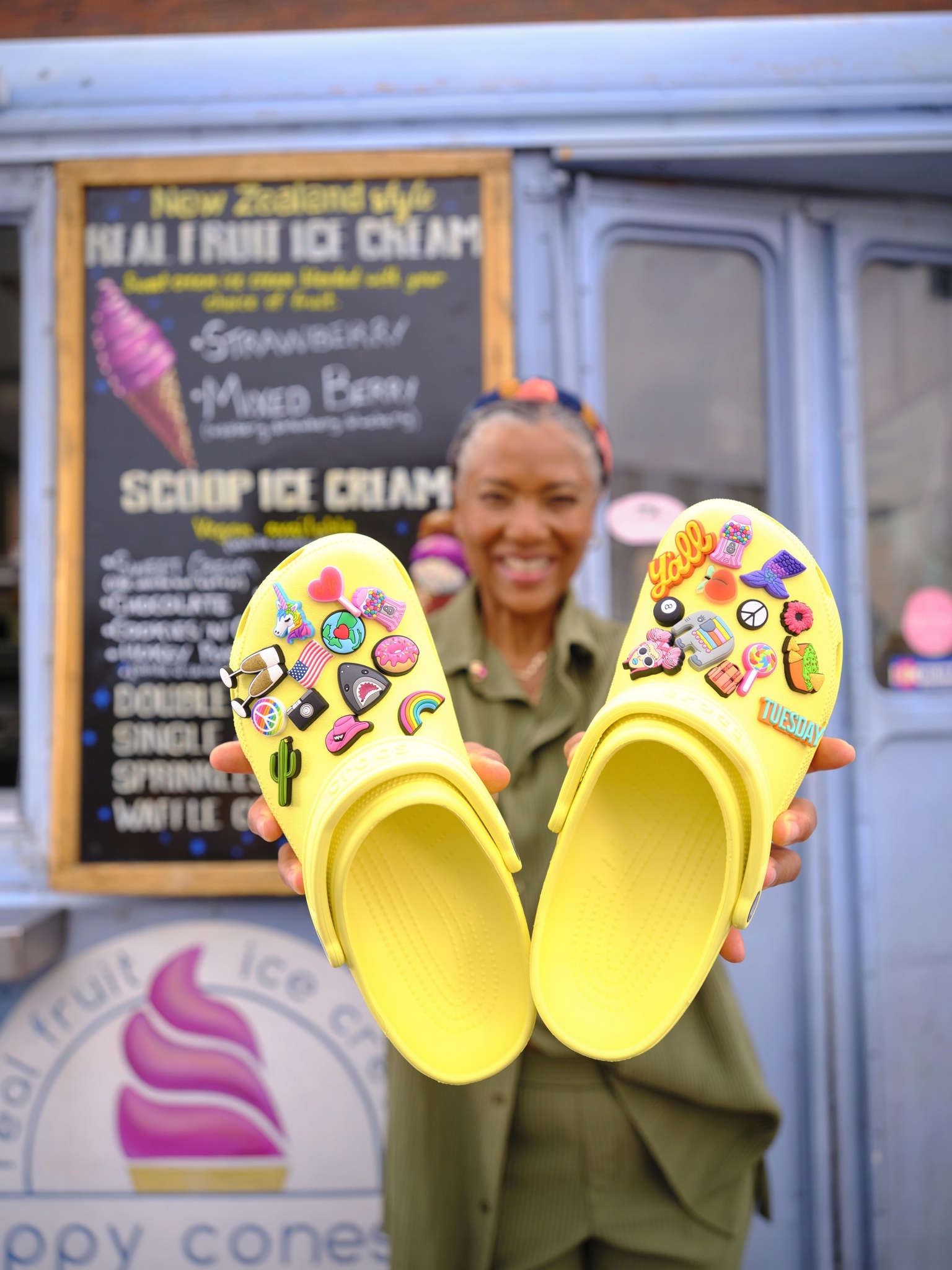 Crocs Damskie Buty Chodaki Klapki Baya 10126 Clog 37-38