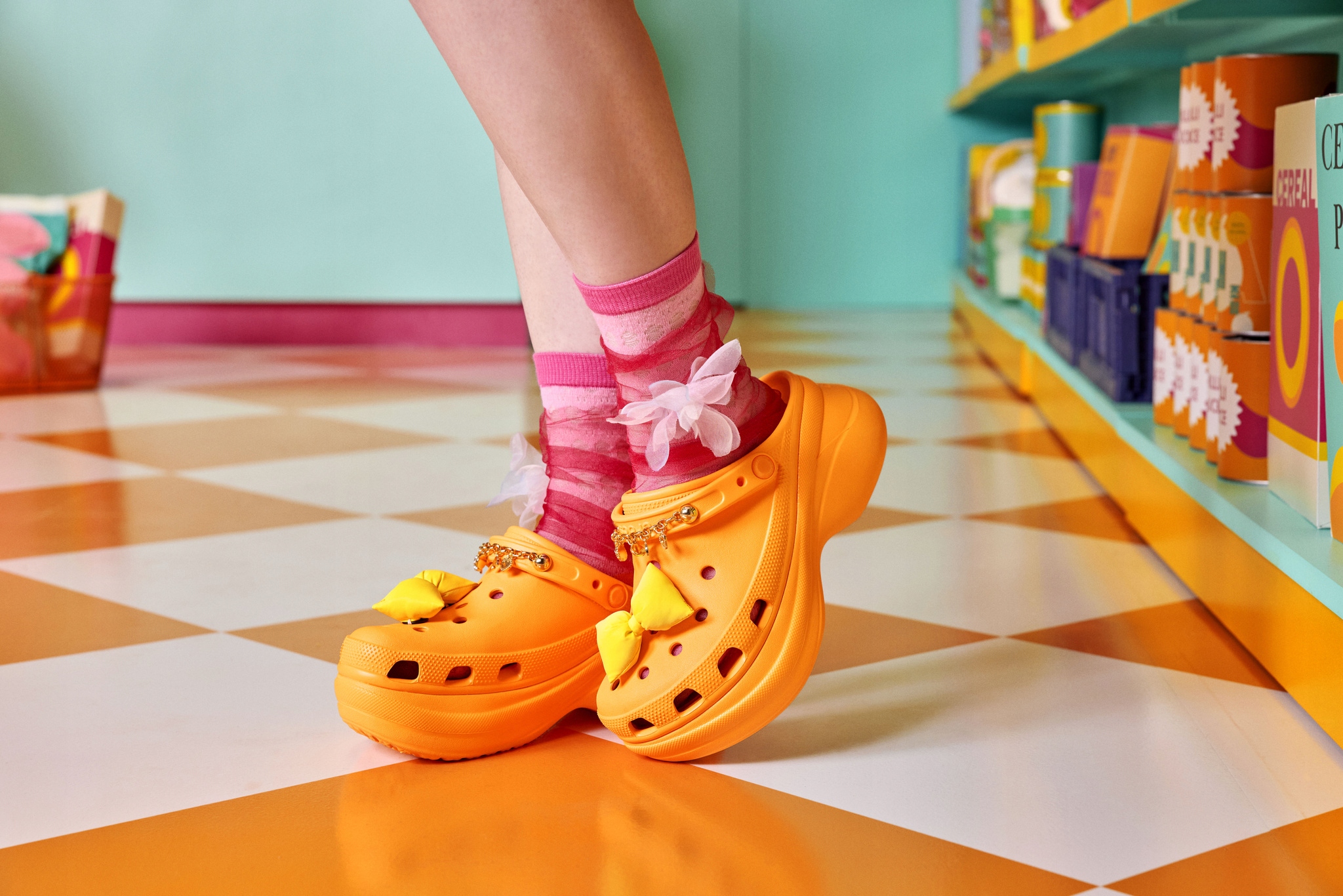 Damskie Buty Chodaki Platforma Koturn Crocs Juicy Couture Bae Clog 38-39