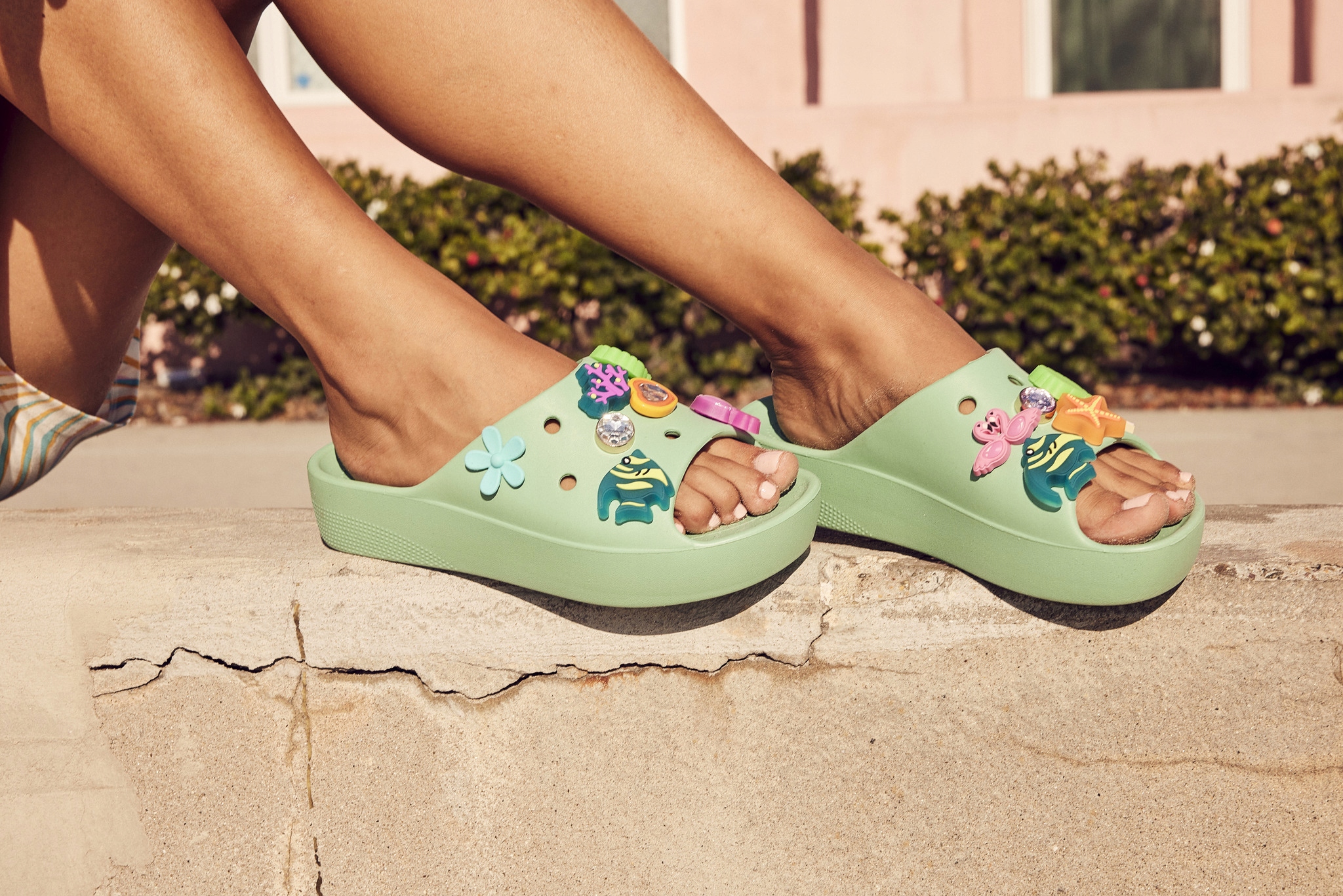 Klapki Damskie Buty Crocs Platform Slide 38-39