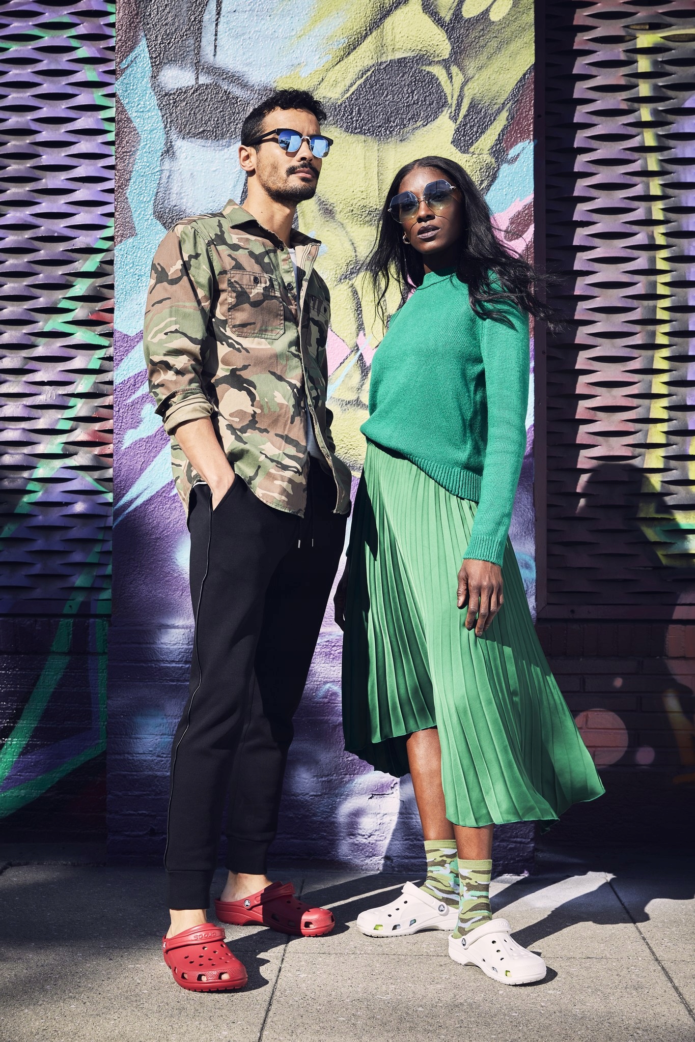 Męskie Lekkie Klapki Chodaki Crocs Baya Seasonal Printed 206230 Clog 48-49