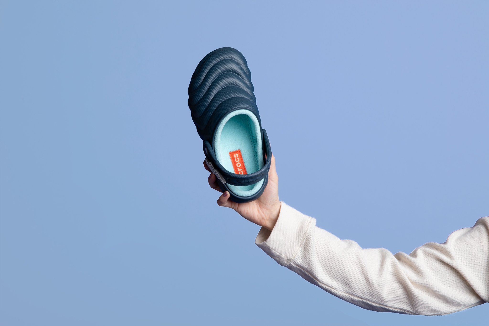 Crocs Damskie Ocieplane Buty Chodaki Classic Lined Overpuff Clog 39-40