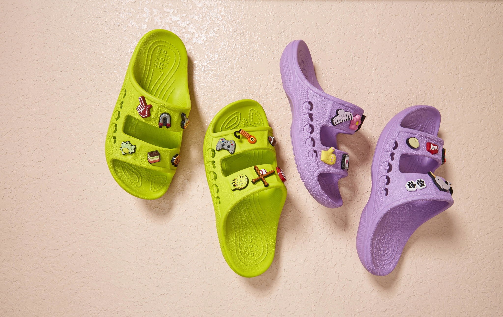 Damskie Lekkie Buty Klapki Crocs Baya 207627 Sandal 37-38