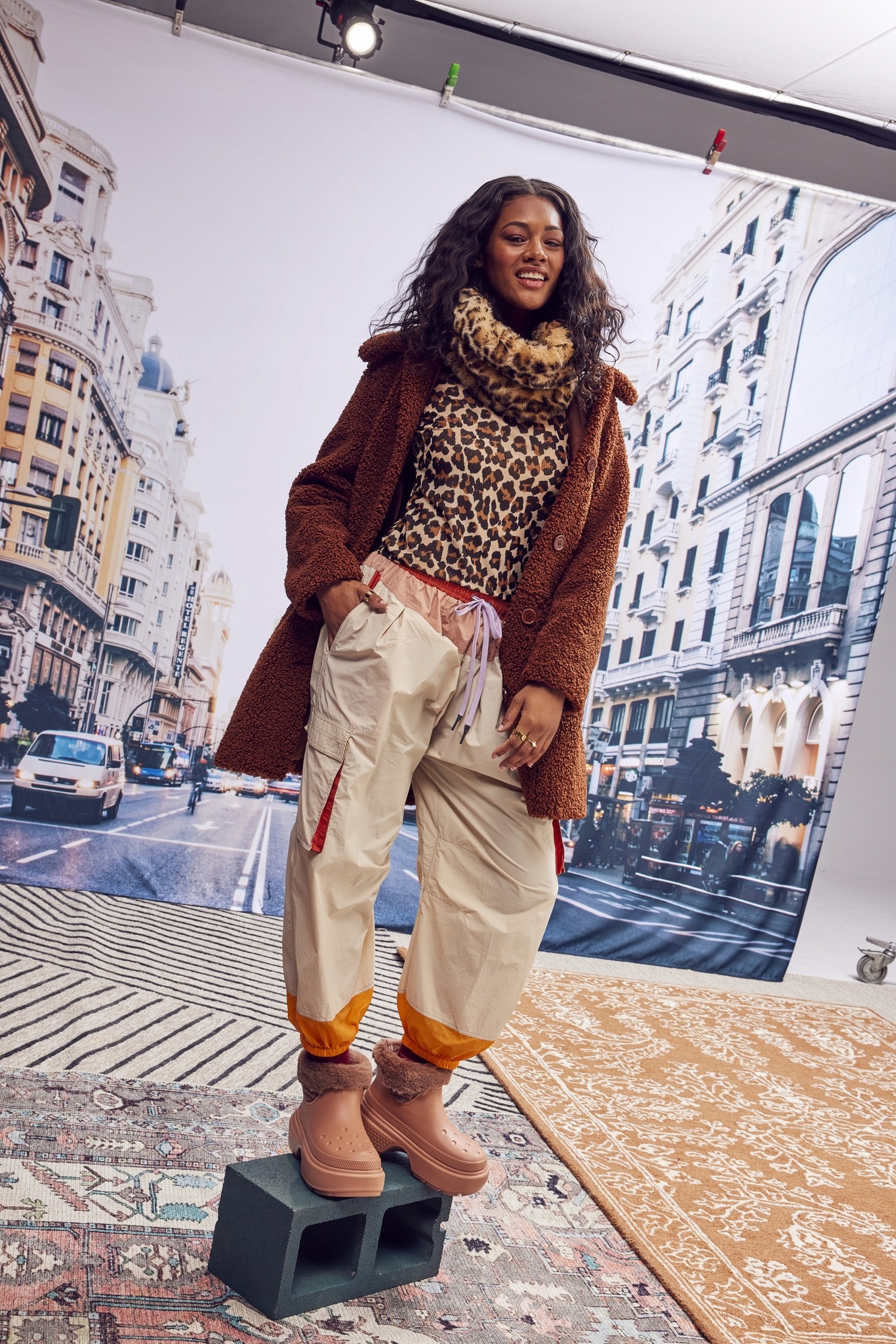 Damskie Ocieplane Buty Kozaki Crocs Stomp Lined Boot 43-44