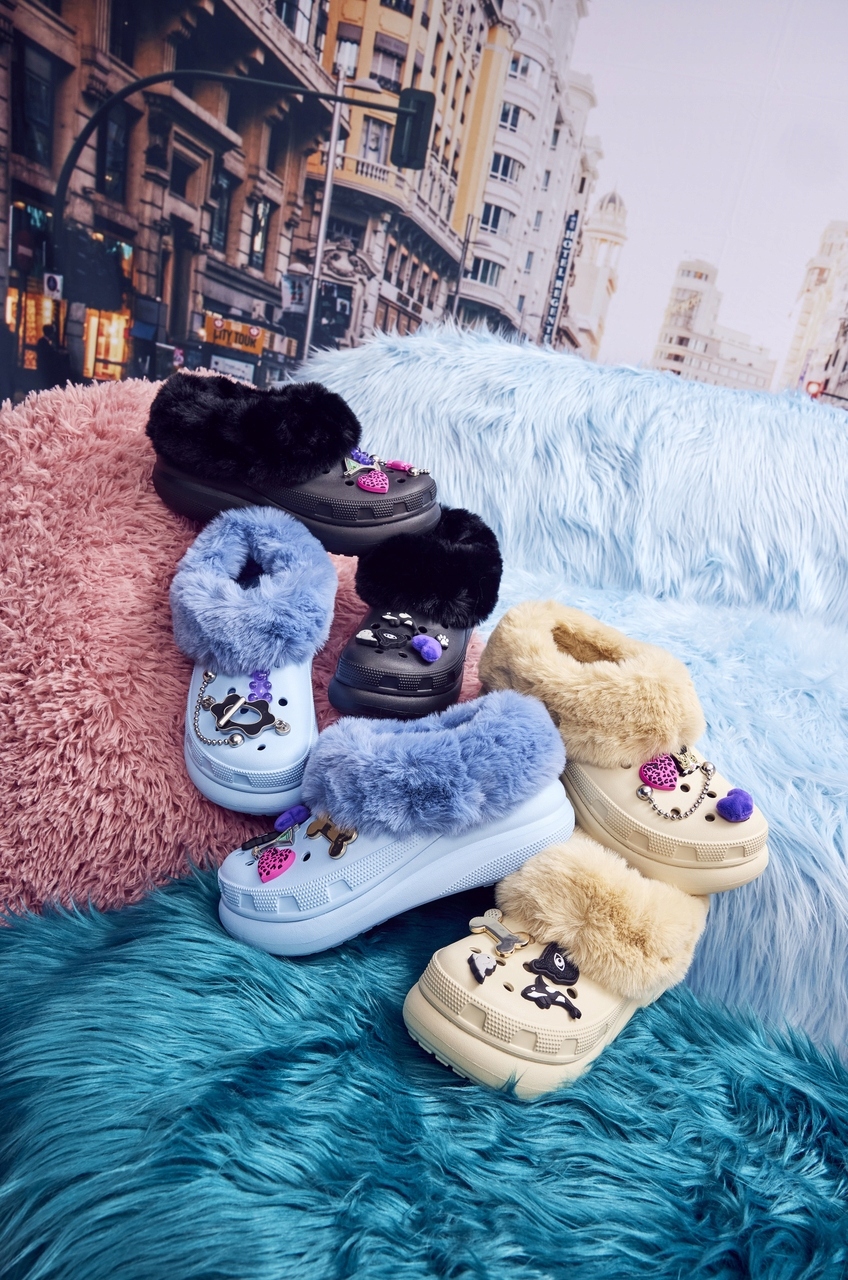 Damskie Ocieplane Buty Chodaki Crocs Furever Crush 208446 Clog 41-42