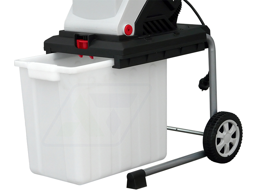 ROZDRABNIACZ DO GAŁĘZI NAC SHE 250B-BOX-G 2500 W NOŻOWY + POJEMNIK