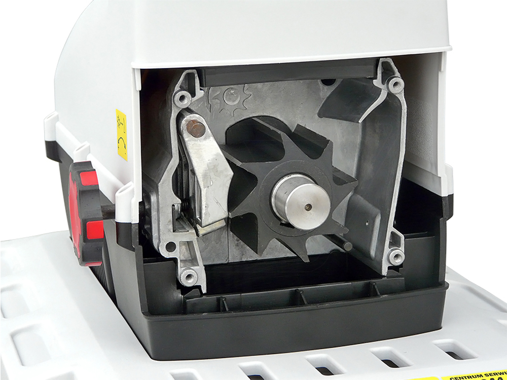 ROZDRABNIACZ DO GAŁĘZI NAC SHE280S-BOX-G 2800 W FREZ BIEG WSTECZNY POJ