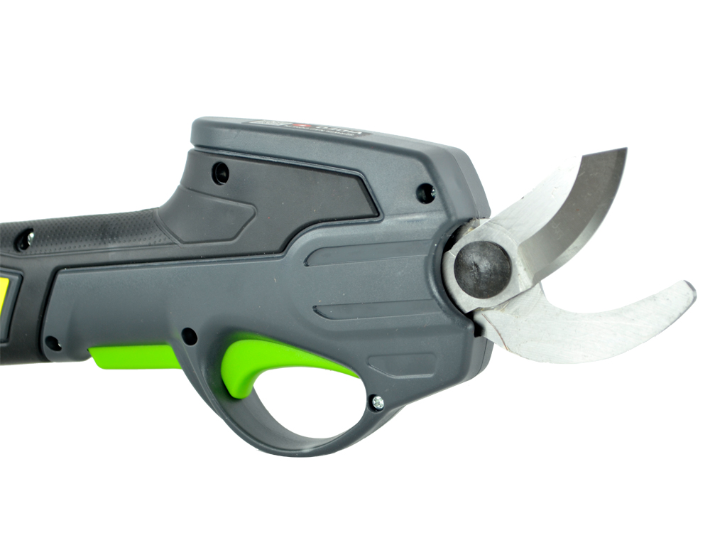 AKUMULATOROWY SEKATOR DO CIĘCIA GAŁĘZI NAC PRB72-B20-JN 7.2 V CIĘCIE 25 MM