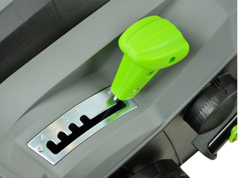 WERTYKULATOR AERATOR NAC SCE200-40-W 2000 W 2 WAŁKI SZER. 40 CM 2 FUNKCJE