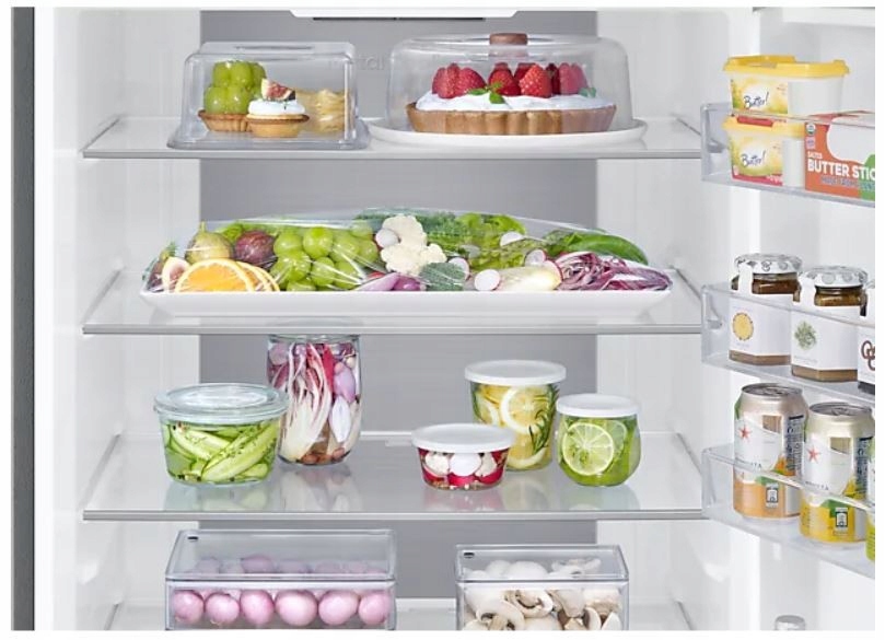 Wnętrze chłodziarki Samsung AI Combi