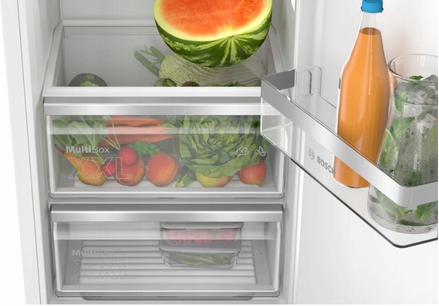 Wnętrze chłodziarki Bosch