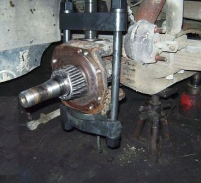 Mobilní hydraulický lis 75 t - detail