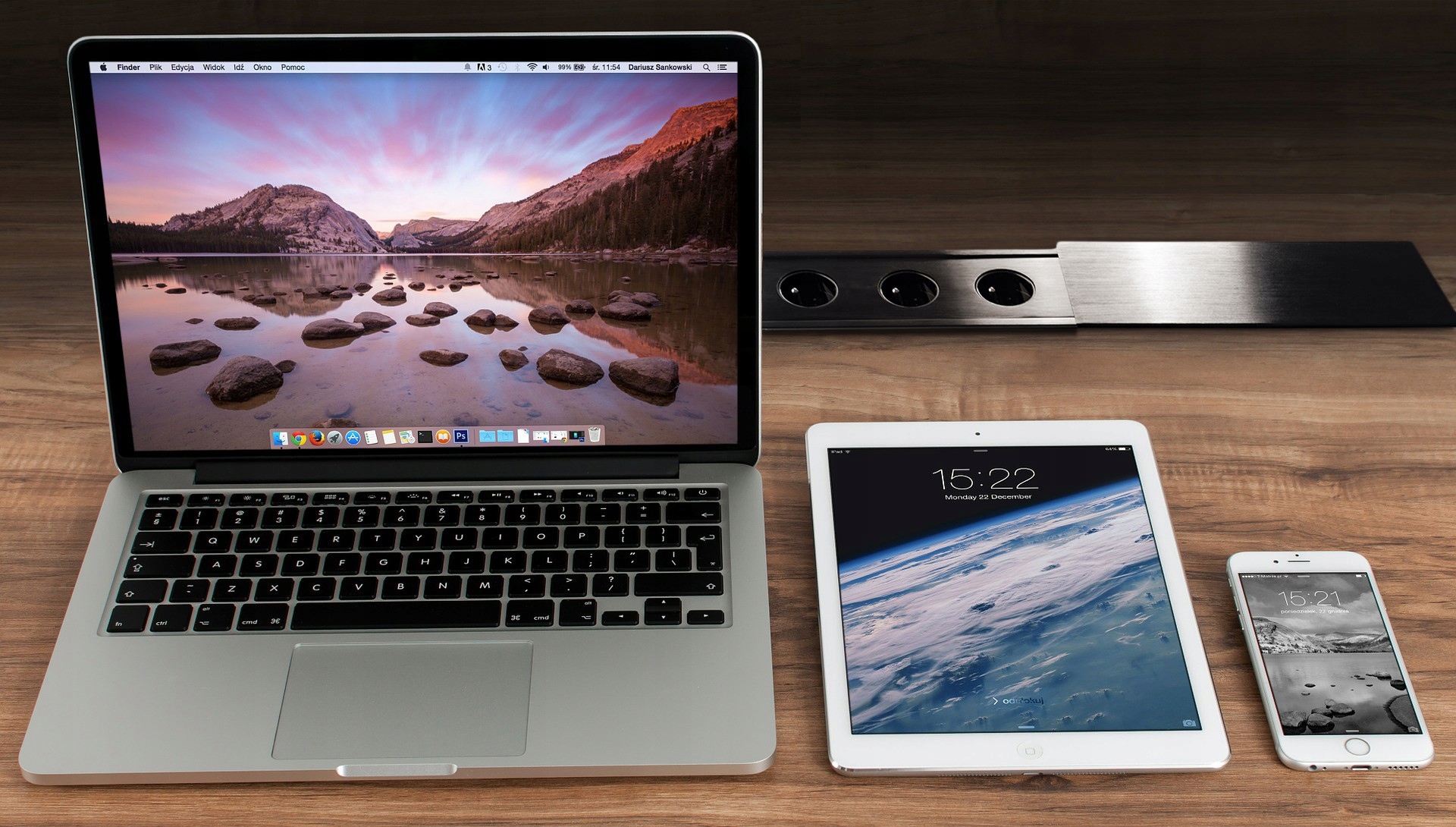 Gniazdo blatowe rozsuwane wpuszczane do blatu mediaport 230v SPS-S33B