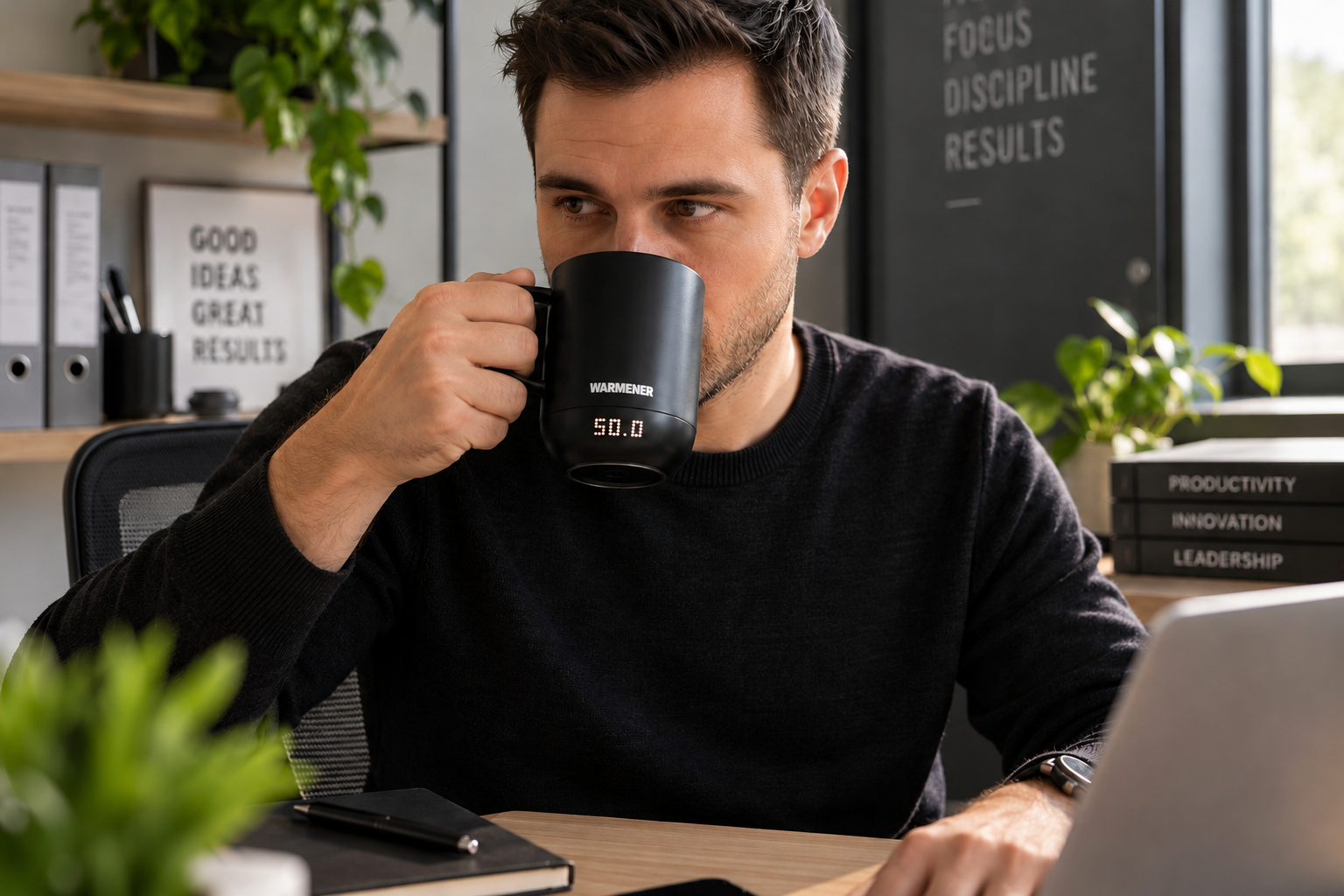 Warmener HeatMug — kontrola temperatury i poziomu baterii