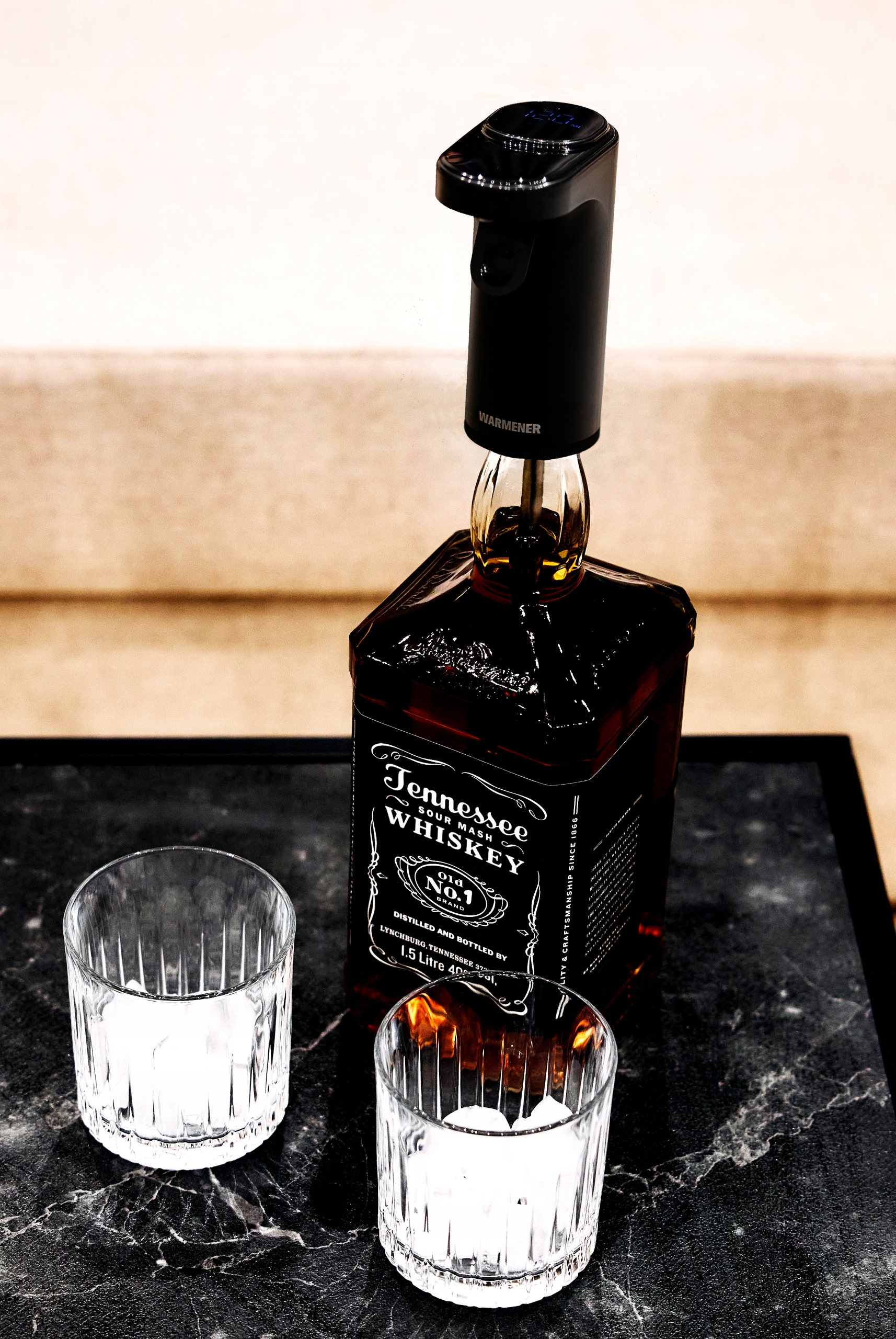 Wyświetlacz LED dyspensera Warmener™ z poziomem baterii