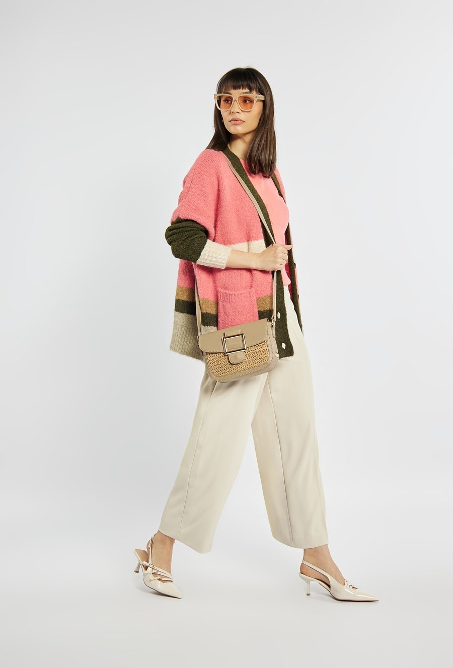 Monnari torebka listonoszka koszyk z plecionym panelem beżowo-szary BAG0410