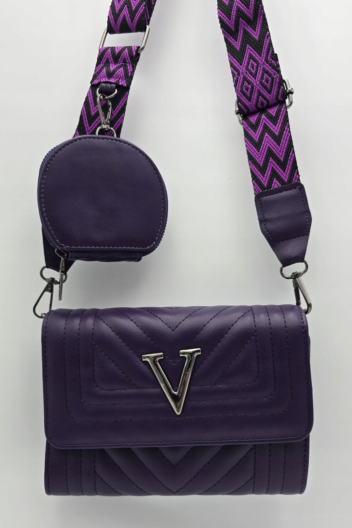 Victoria J. - torebka listonoszka przeszycia pasek BOHO fioletowy VJ-944