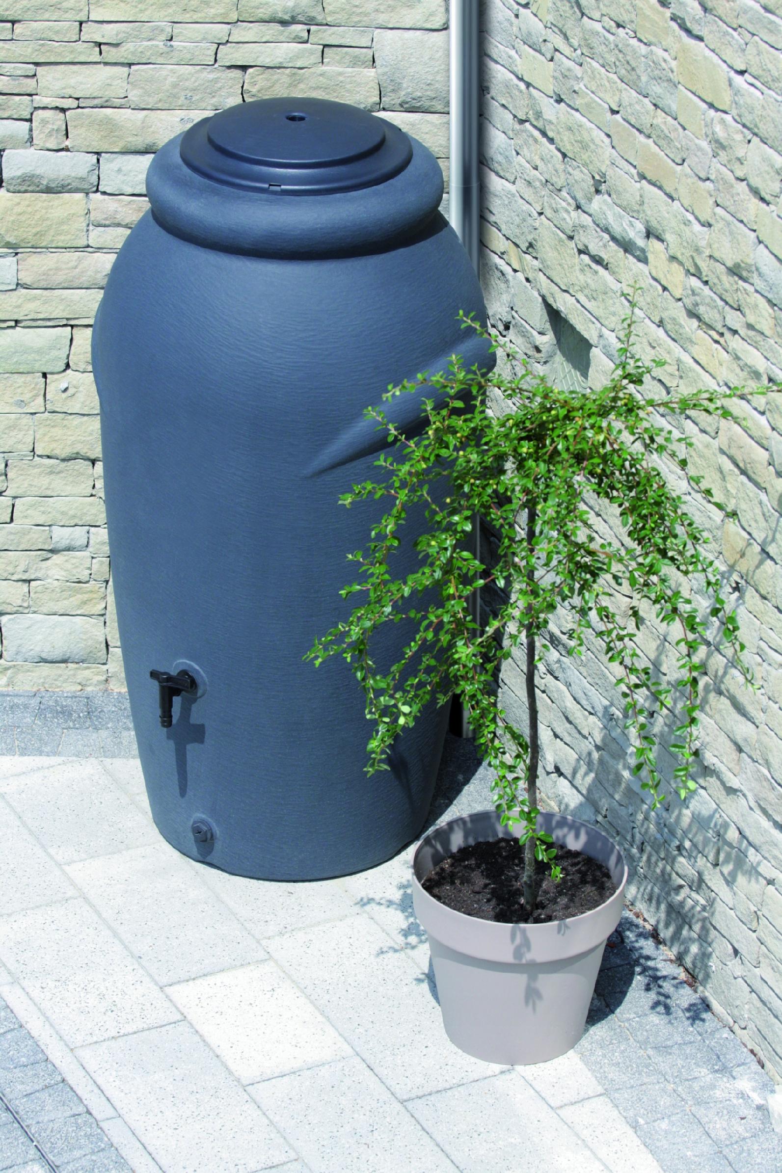 Zbiornik AQUACAN 210 l + łańcuch, podstawa | Antracyt, Pojemność: 210 l, Wymiary 56x60x113 cm, Kolor Antracyt, Waterform, Prosperplast