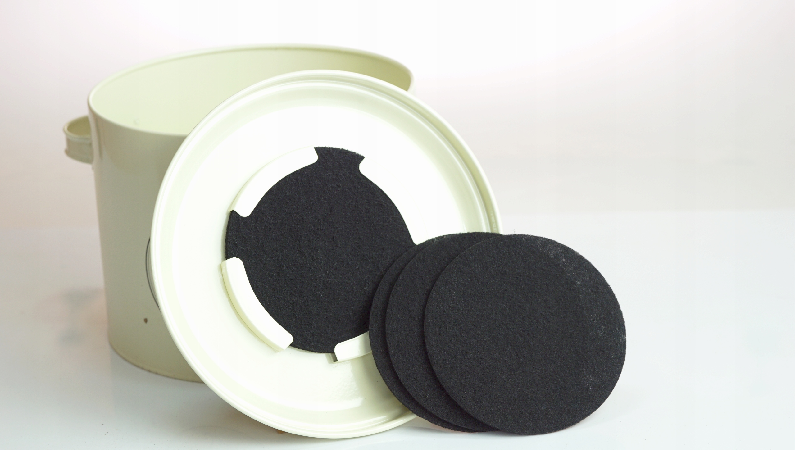 Filtr węglowy do kompostownika C2071, 3 szt., Wymiary 27x23.2x21.3 cm, Esschert Design