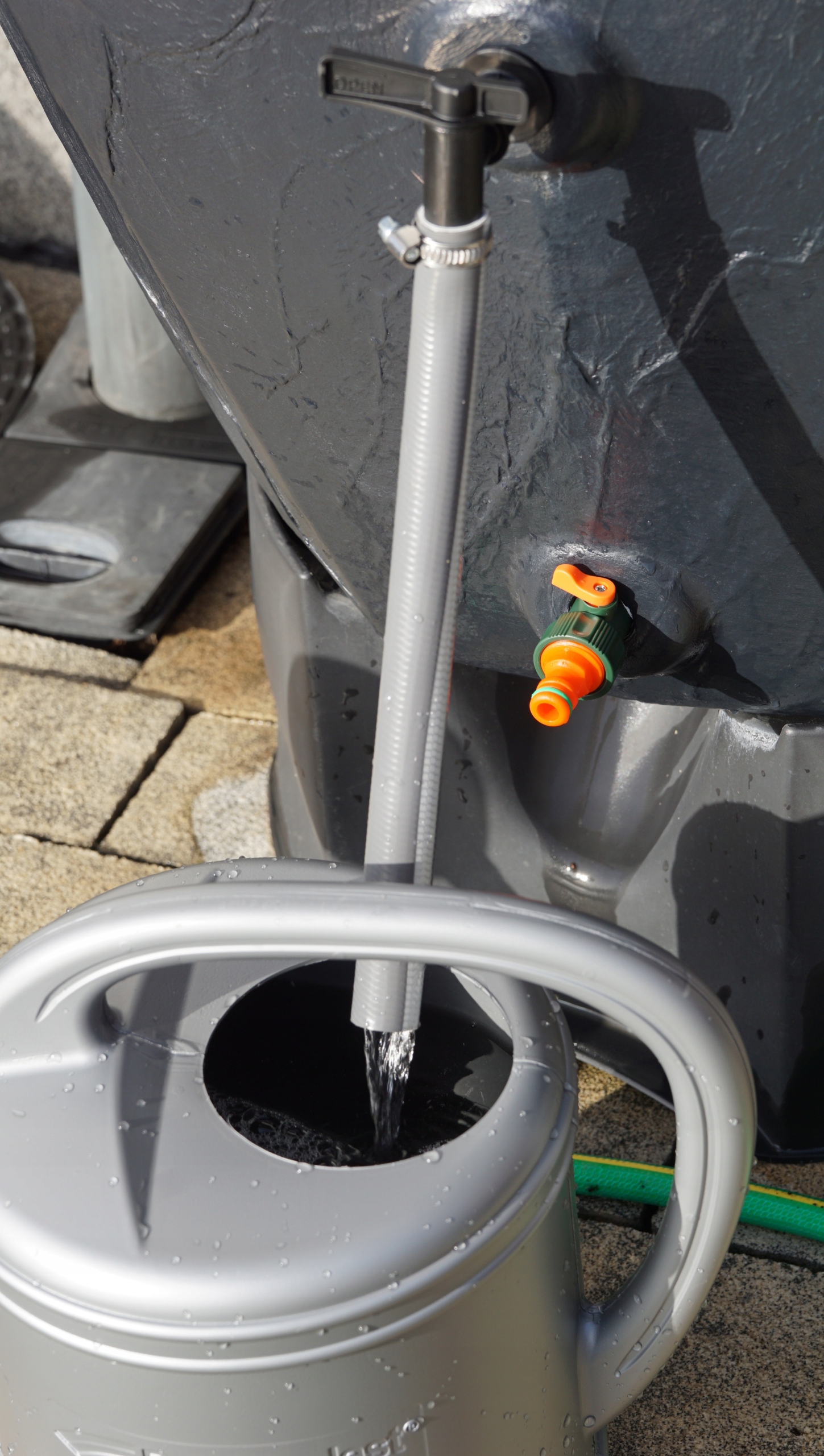 Zbiornik AQUACAN 360 l + przyłącza, podstawa | Grafit, Pojemność: 360 l, Wymiary 72x80x120 cm, Kolor Grafit, Waterform, Prosperplast