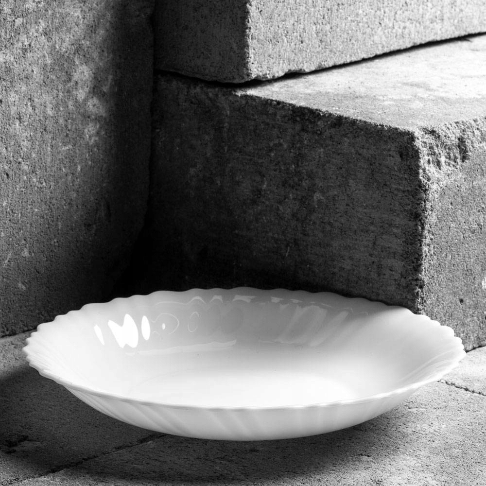 TALERZ GŁĘBOKI BIAŁY LUMINARC FESTON 21 CM