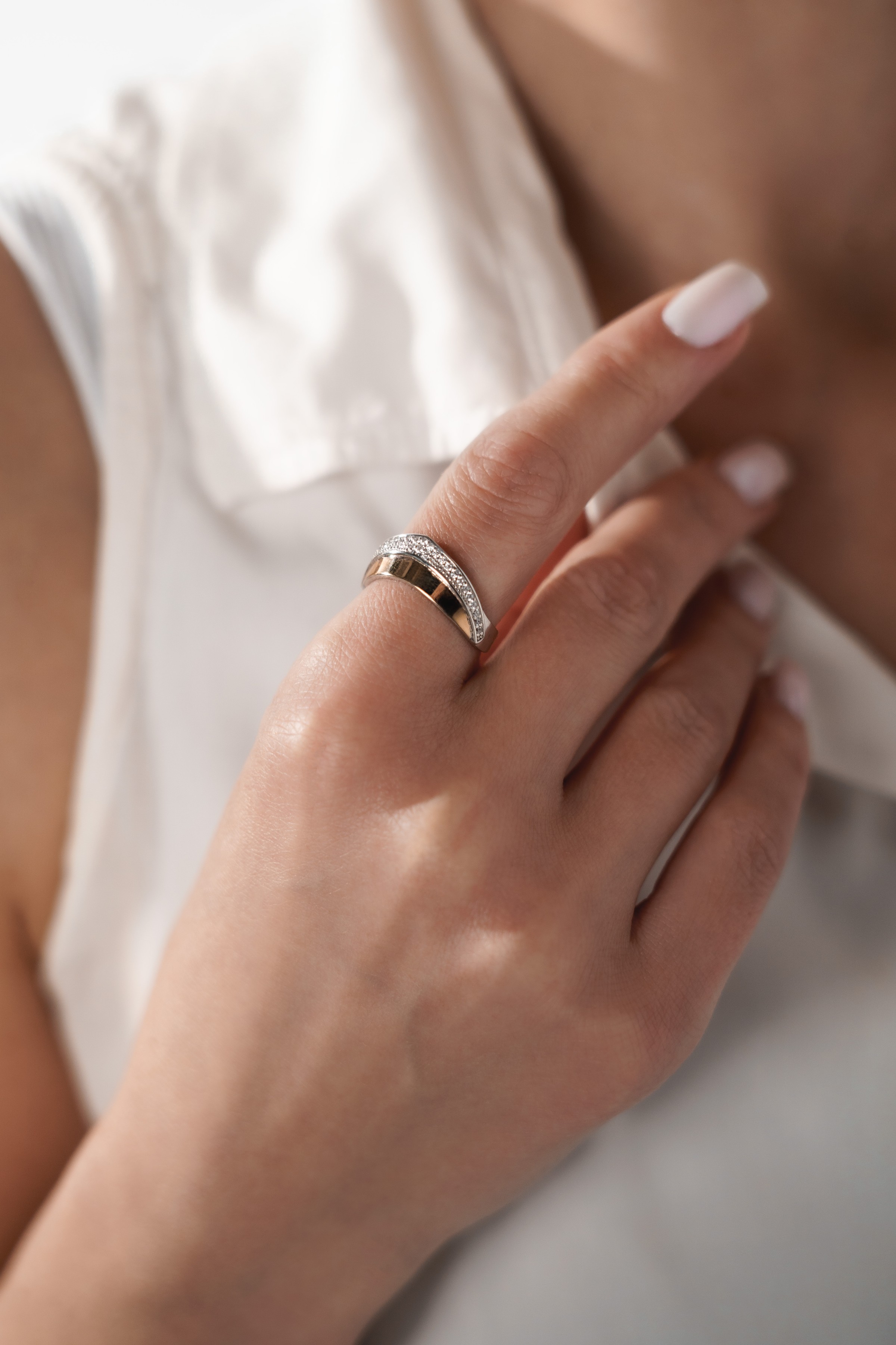 SILBERRING MIT GOLD UND ZIRKONEN 0437.10 bild 2