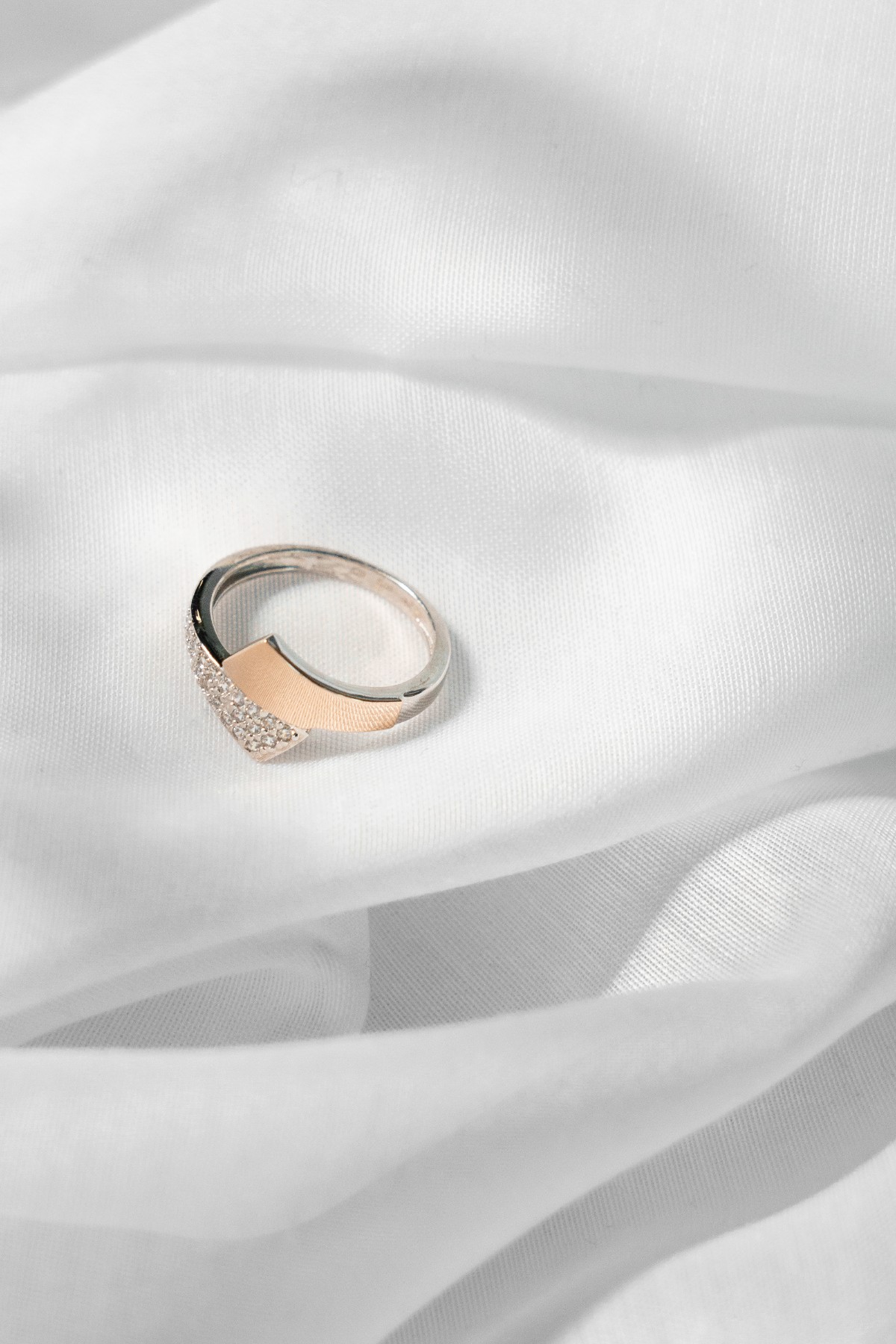 SILBERRING MIT GOLD UND ZIRKONEN 0087.10 bild 3