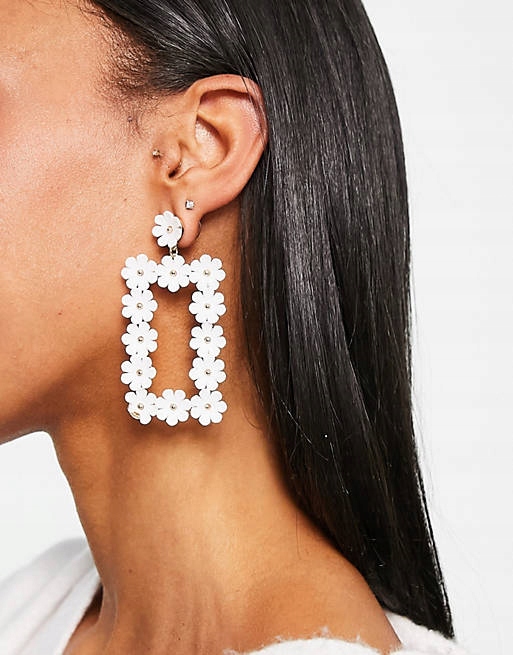 Stalove Złotko - ASOS DESIGN – Kolczyki Z Kwiatowym Wzorem