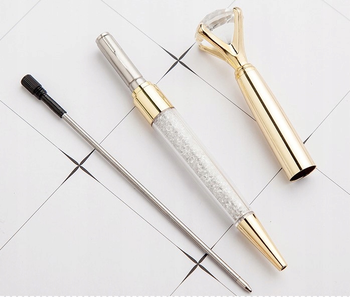 długopis Z DIAMENTEM i KRYSZTAŁKAMI biały damski