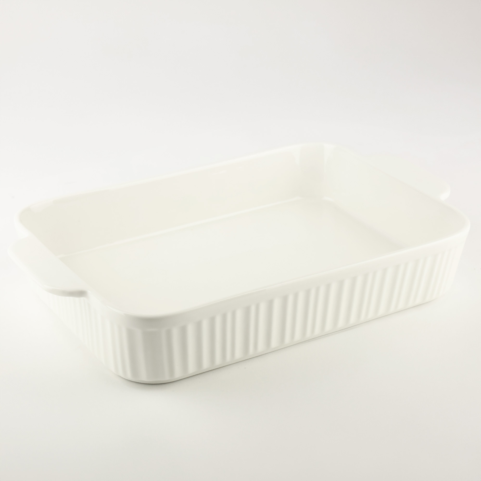 NACZYNIE PORCELANOWE BRYTFANKA DO ZAPIEKANIA MIĘSA RYBY PÓŁMISEK 2L BIAŁA