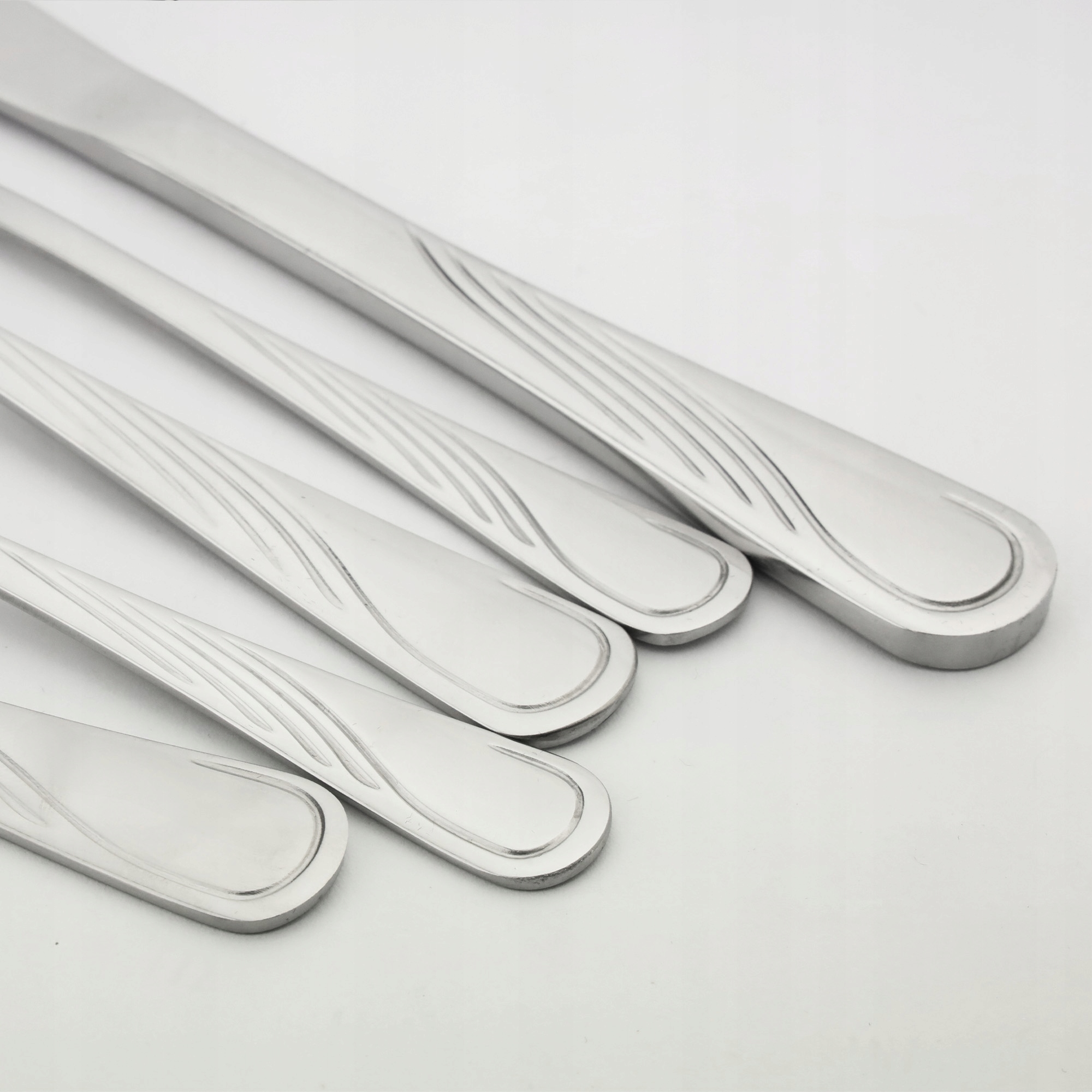 ZESTAW SZTUĆCÓW 30 ELEMENTÓW DLA 6 OSÓB KPL SZTUĆCE NIERDZEWNE W PUDEŁKU